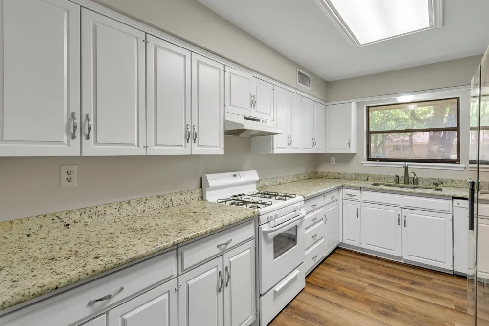 209 Mistletoe Lane Keene, TX 76059