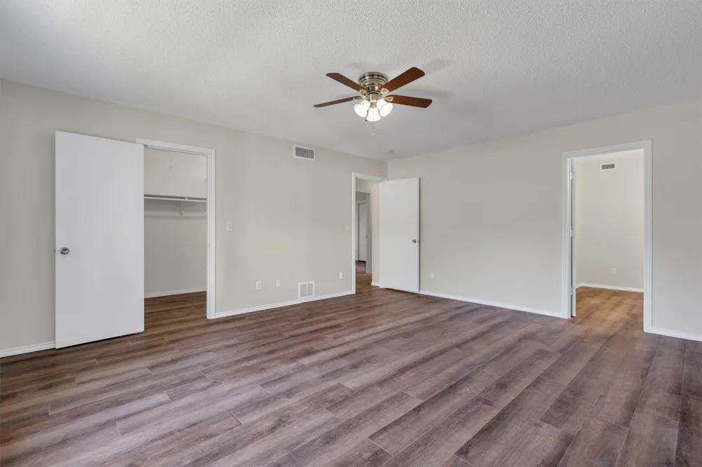 209 Mistletoe Lane Keene, TX 76059