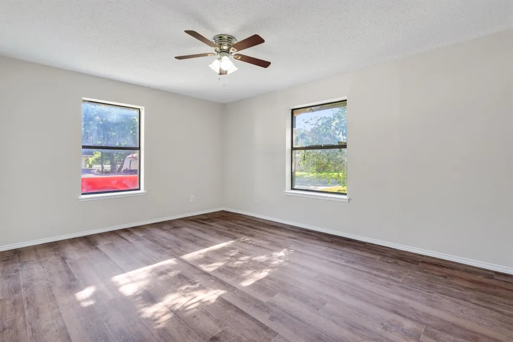 209 Mistletoe Lane Keene, TX 76059