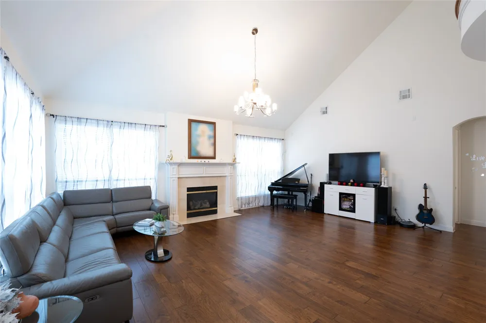 1025 Lake Ridge Drive Richardson, TX 75081