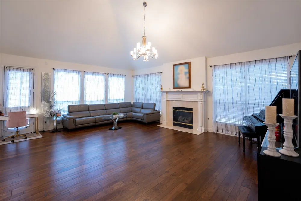 1025 Lake Ridge Drive Richardson, TX 75081