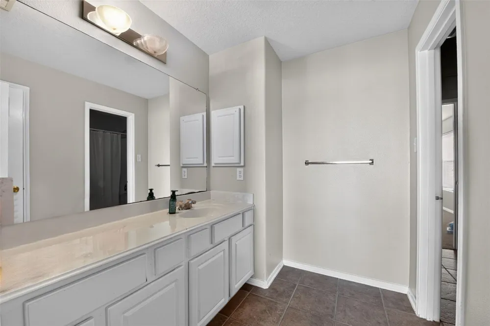 8423 Chicory Drive Baytown, TX 77521