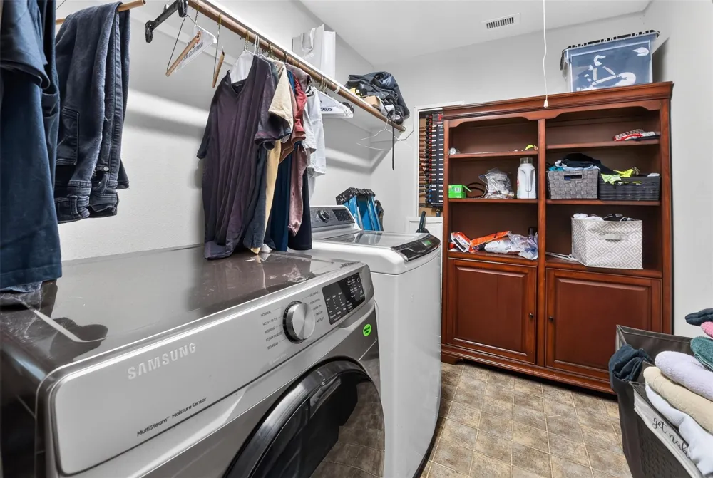 8423 Chicory Drive Baytown, TX 77521