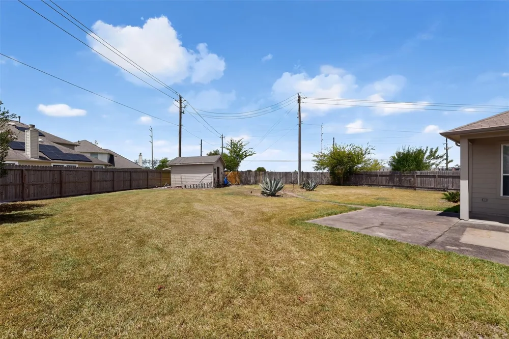8423 Chicory Drive Baytown, TX 77521