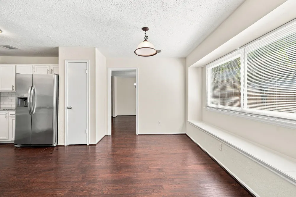 4119 Bentley Drive Pearland, TX 77584