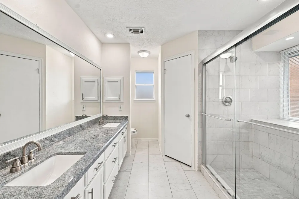 4119 Bentley Drive Pearland, TX 77584