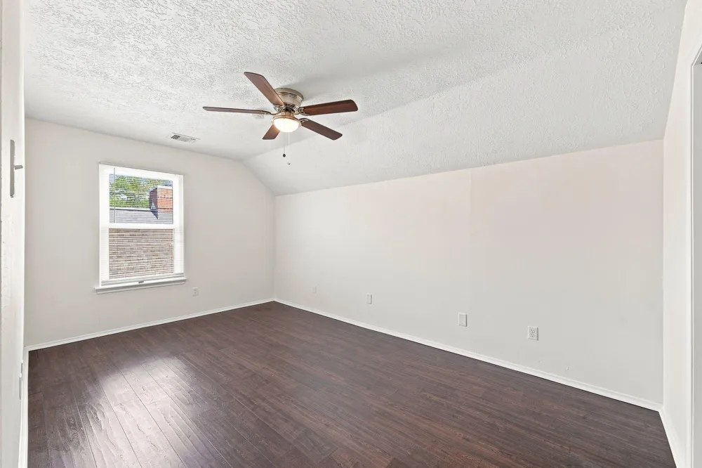 4119 Bentley Drive Pearland, TX 77584
