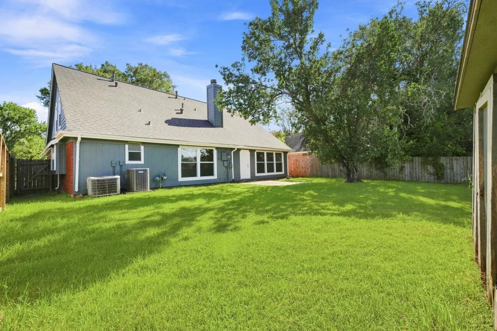 4119 Bentley Drive Pearland, TX 77584