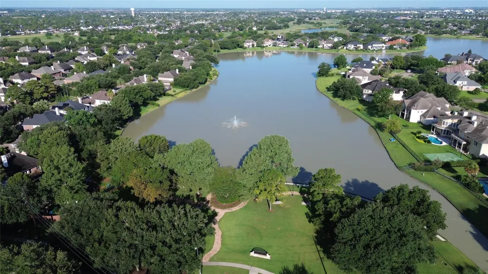 4119 Bentley Drive Pearland, TX 77584