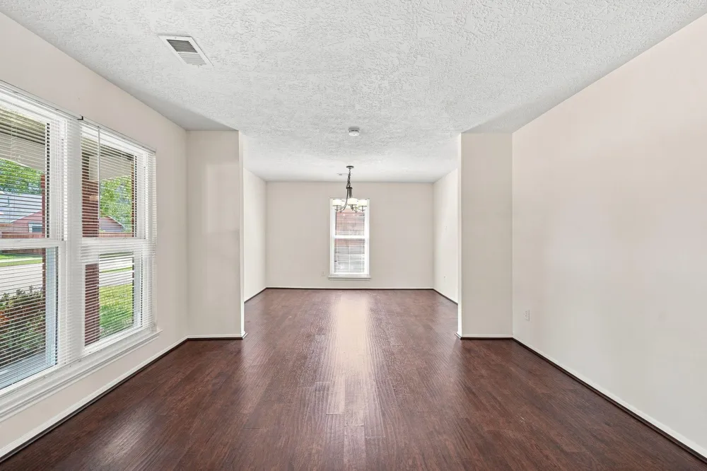 4119 Bentley Drive Pearland, TX 77584