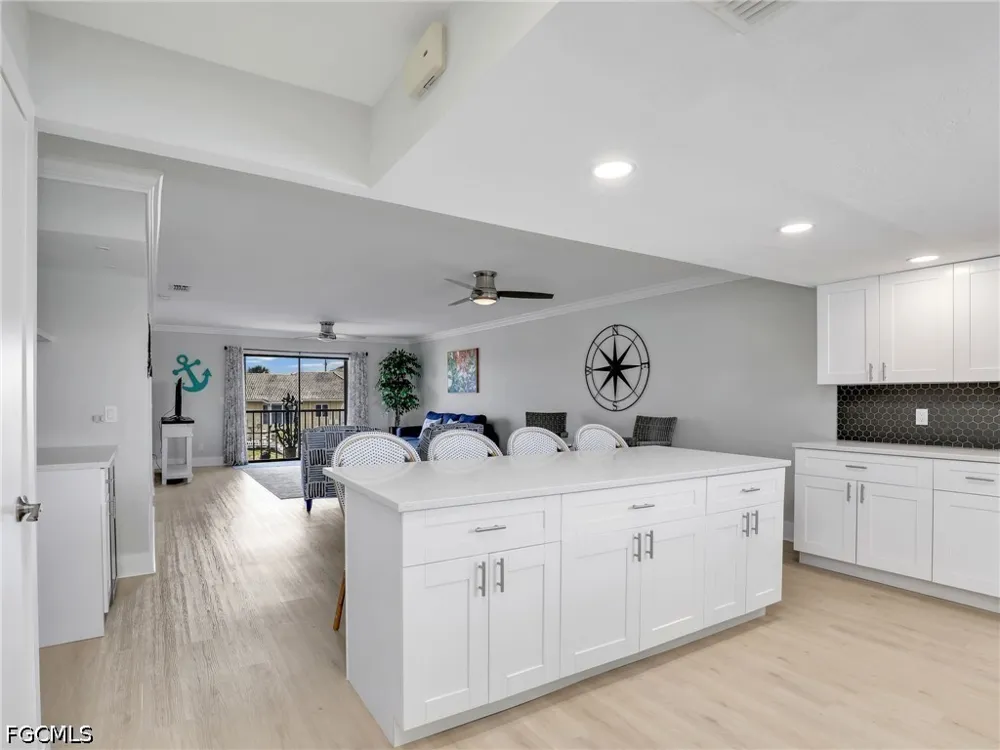 SW 8th Place #202 Cape Coral, FL 33914