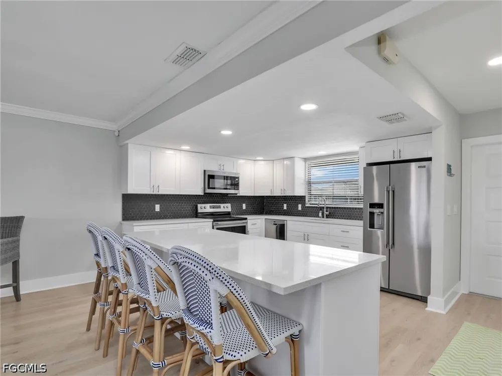 SW 8th Place #202 Cape Coral, FL 33914