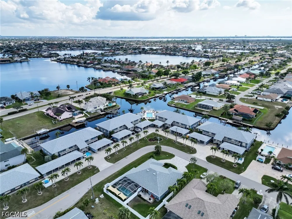 SW 8th Place #202 Cape Coral, FL 33914