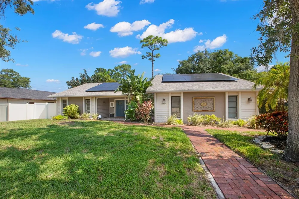 1419 INDIAN TRAIL S Palm Harbor, FL 34683