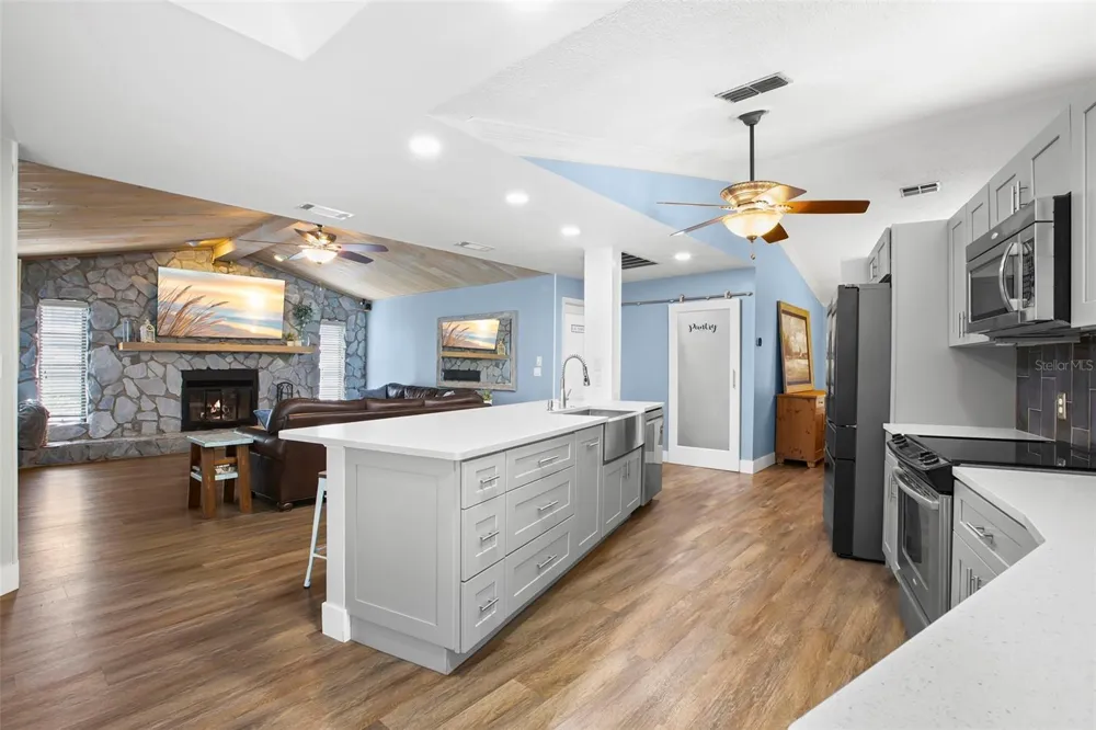 1419 INDIAN TRAIL S Palm Harbor, FL 34683