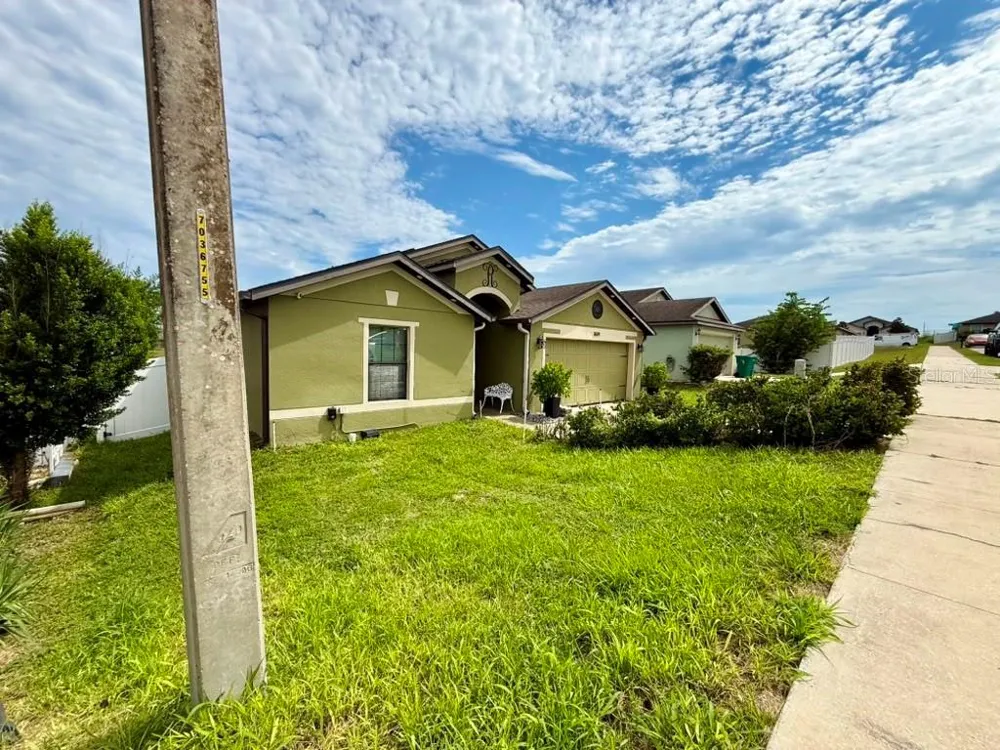 1609 STEELY DRIVE Dundee, FL 33838