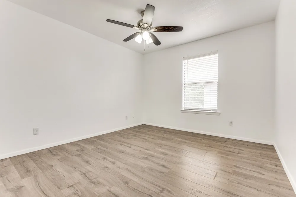 638 Ridgeline Drive Hurst, TX 76053
