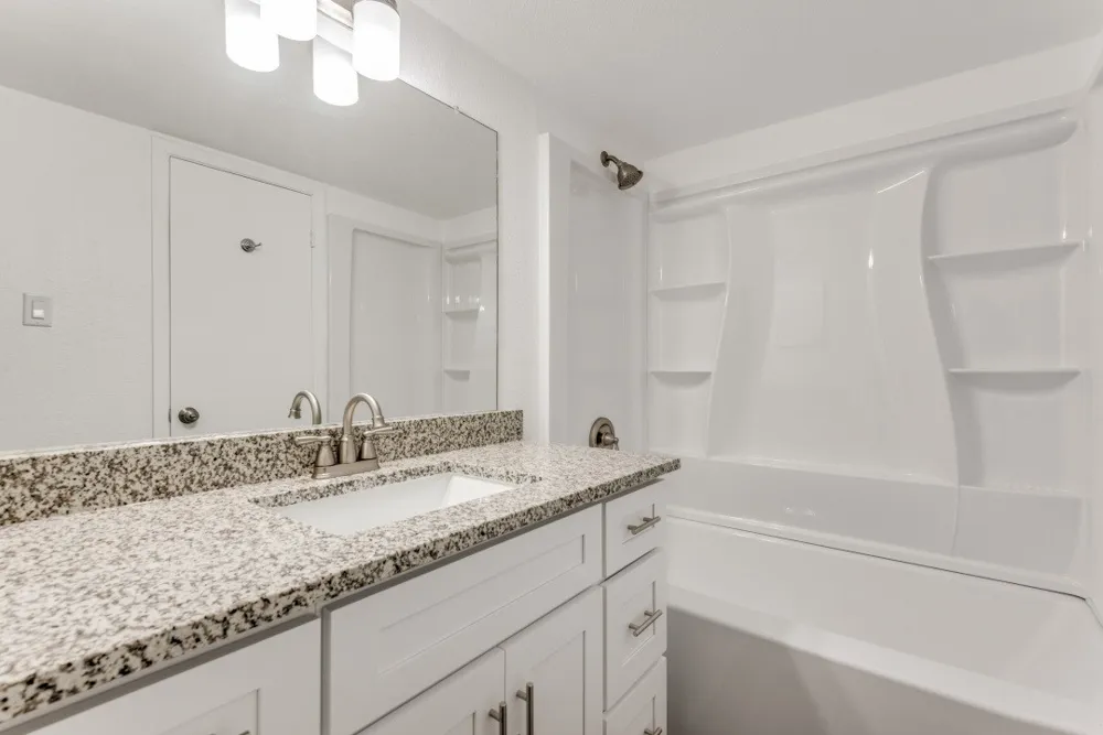 638 Ridgeline Drive Hurst, TX 76053