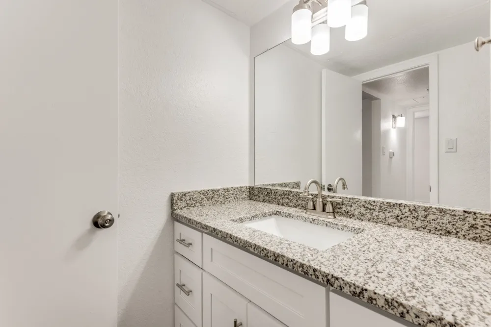 638 Ridgeline Drive Hurst, TX 76053
