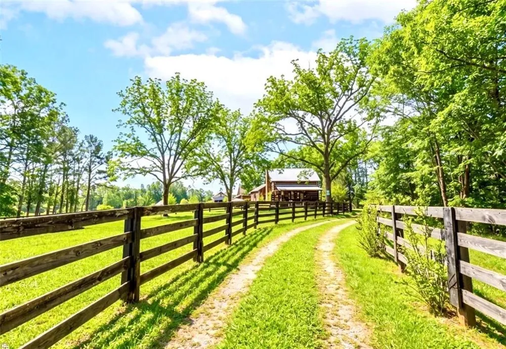 193 Wrights Mill Lane Commerce, GA 30530