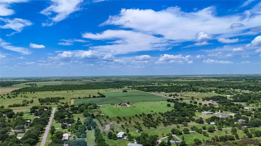 8037 Pesek Lane Needville, TX 77461
