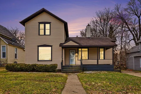 154 Carrier Street NE