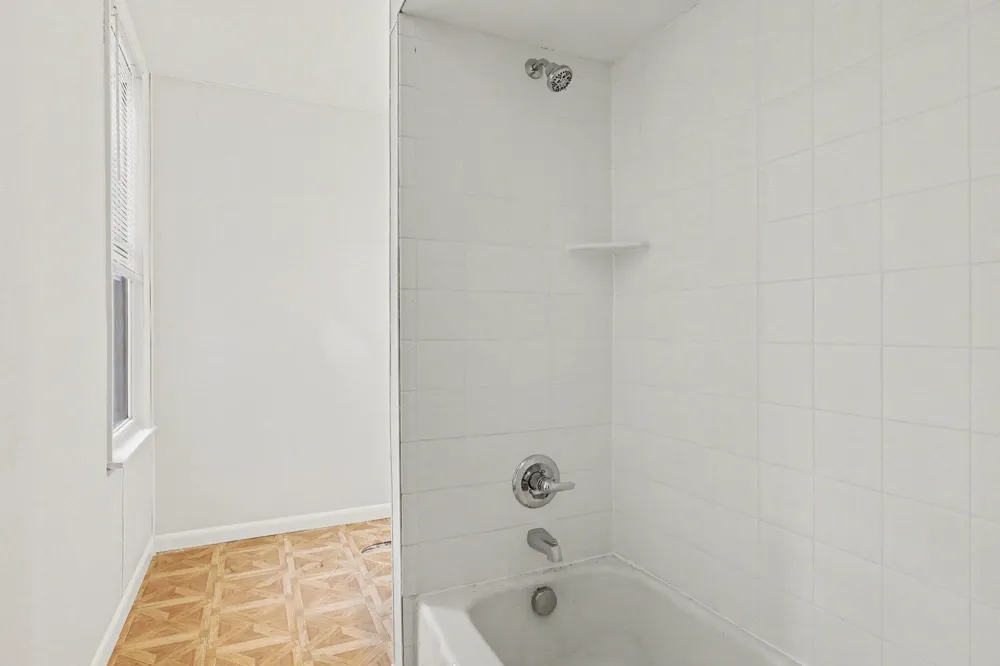 154 Carrier Street NE Grand Rapids, MI 49505