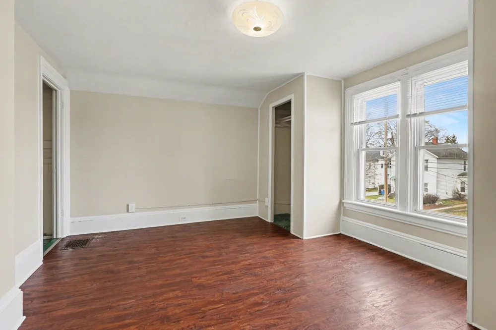 154 Carrier Street NE Grand Rapids, MI 49505