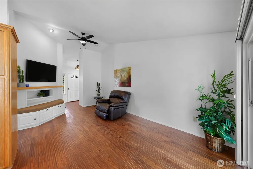 2901 Montgomery Place Mount Vernon, WA 98274
