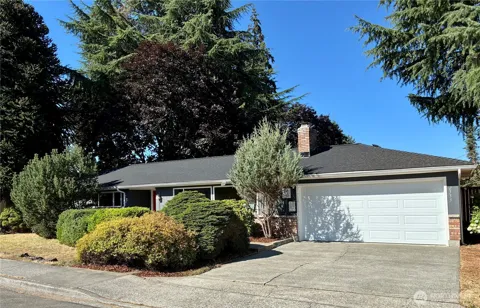 2333 Edmunds Avenue NE