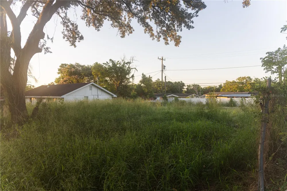6114 W AMELIA STREET Orlando, FL 32835