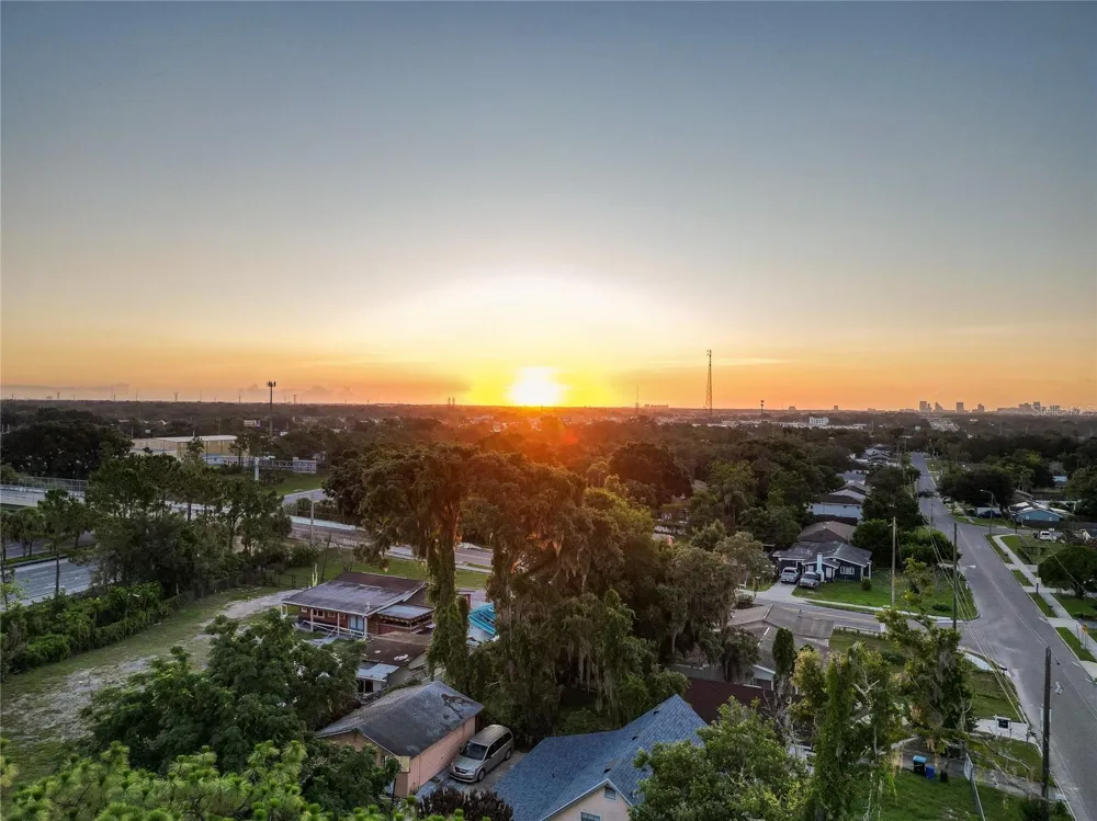 6114 W AMELIA STREET Orlando, FL 32835
