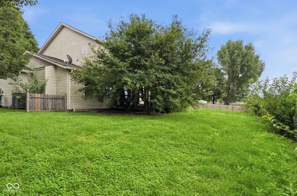 902 Hearthside Court Brownsburg, IN 46112