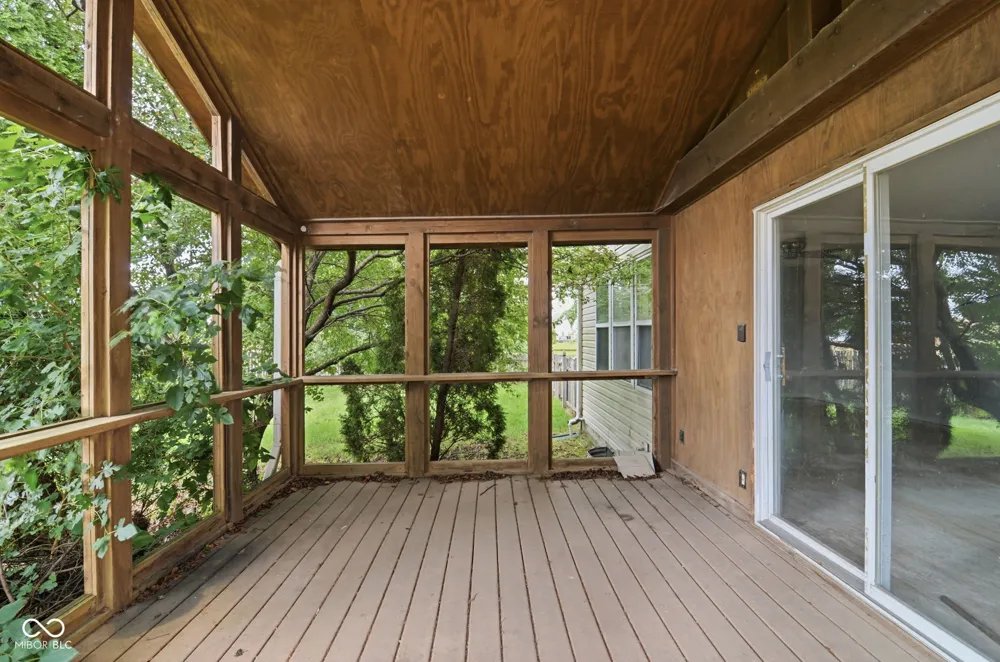 902 Hearthside Court Brownsburg, IN 46112