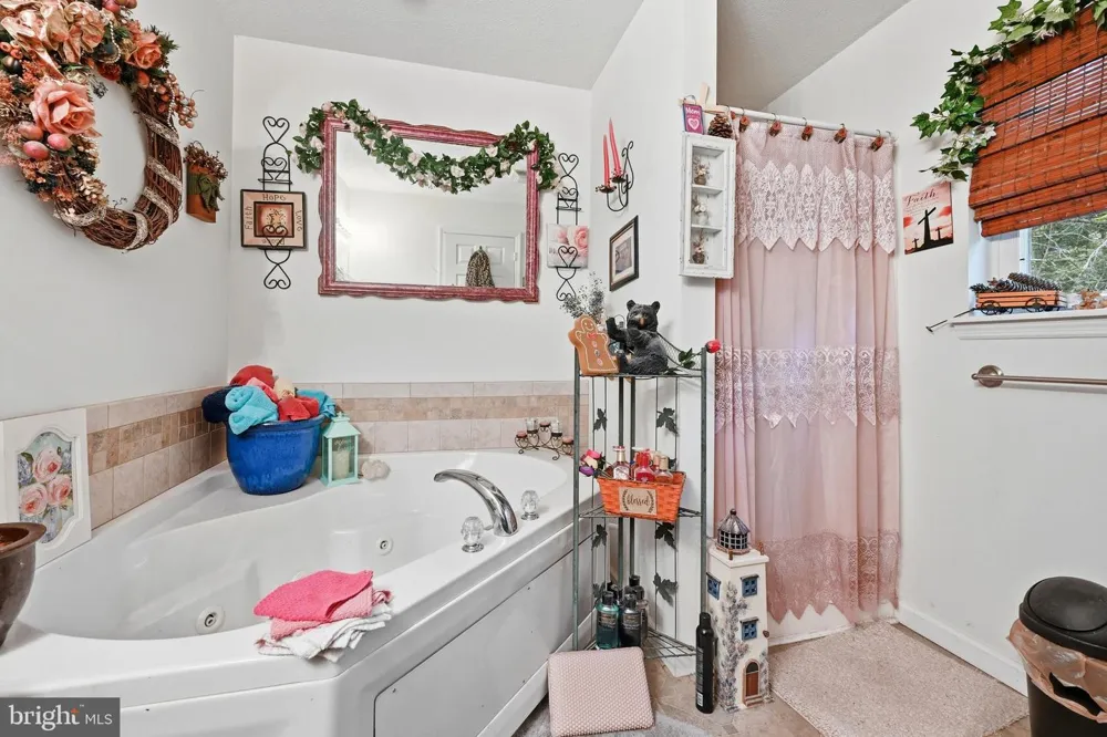 110 AARON DRIVE Pocono Lake, PA 18347