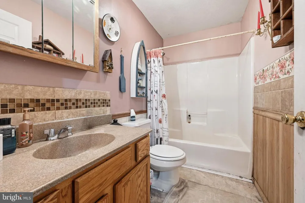 110 AARON DRIVE Pocono Lake, PA 18347