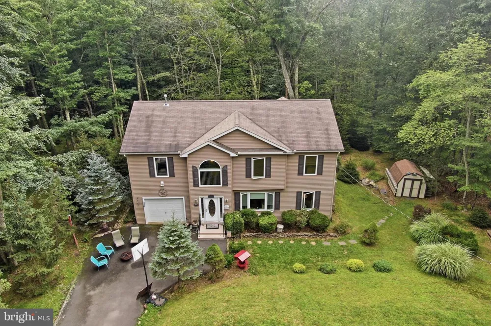 110 AARON DRIVE Pocono Lake, PA 18347