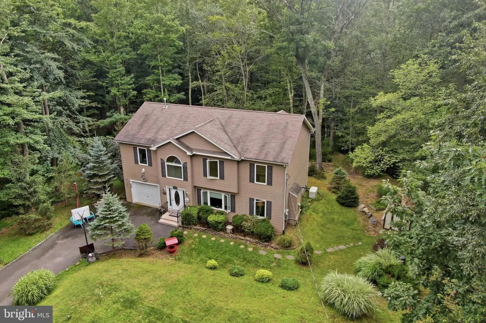 110 AARON DRIVE Pocono Lake, PA 18347