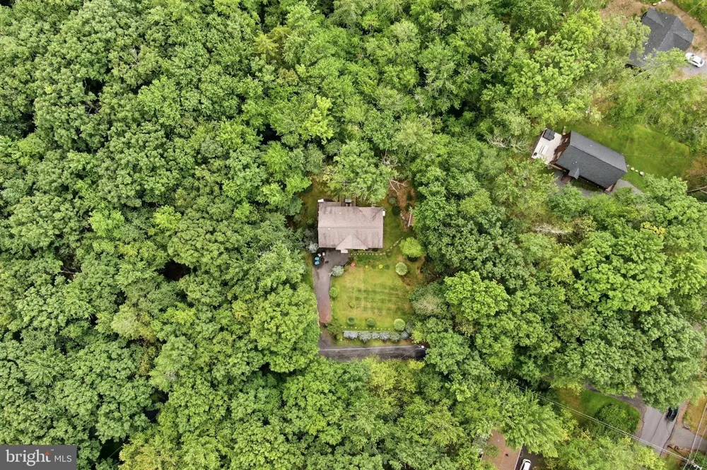 110 AARON DRIVE Pocono Lake, PA 18347
