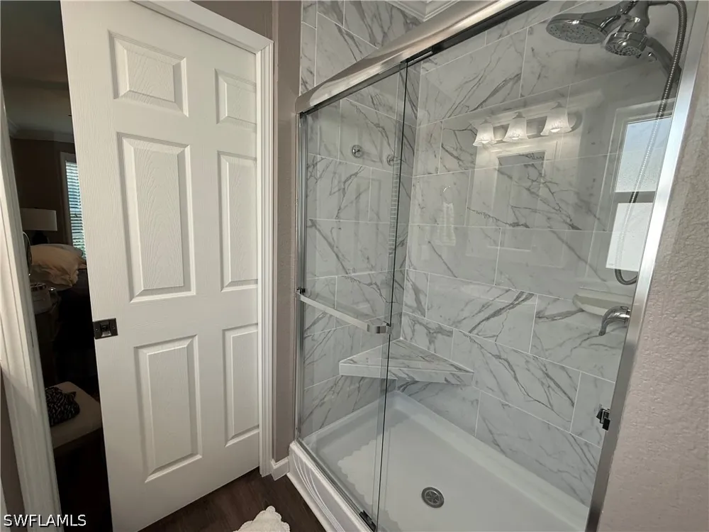 Diamond Lake Circle Naples, FL 34114