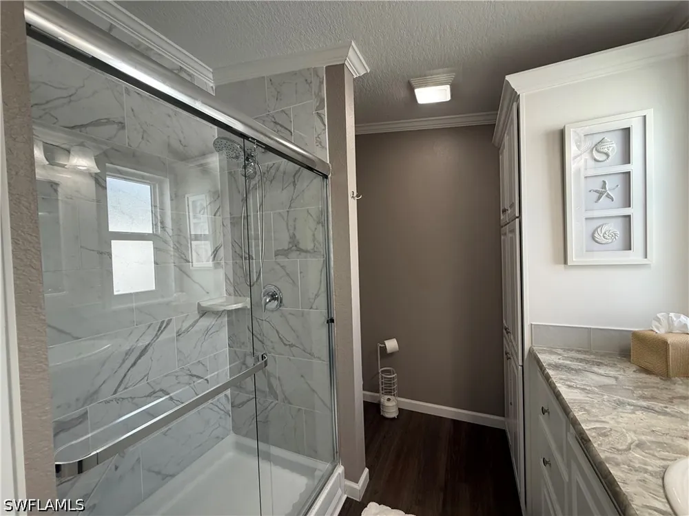 Diamond Lake Circle Naples, FL 34114
