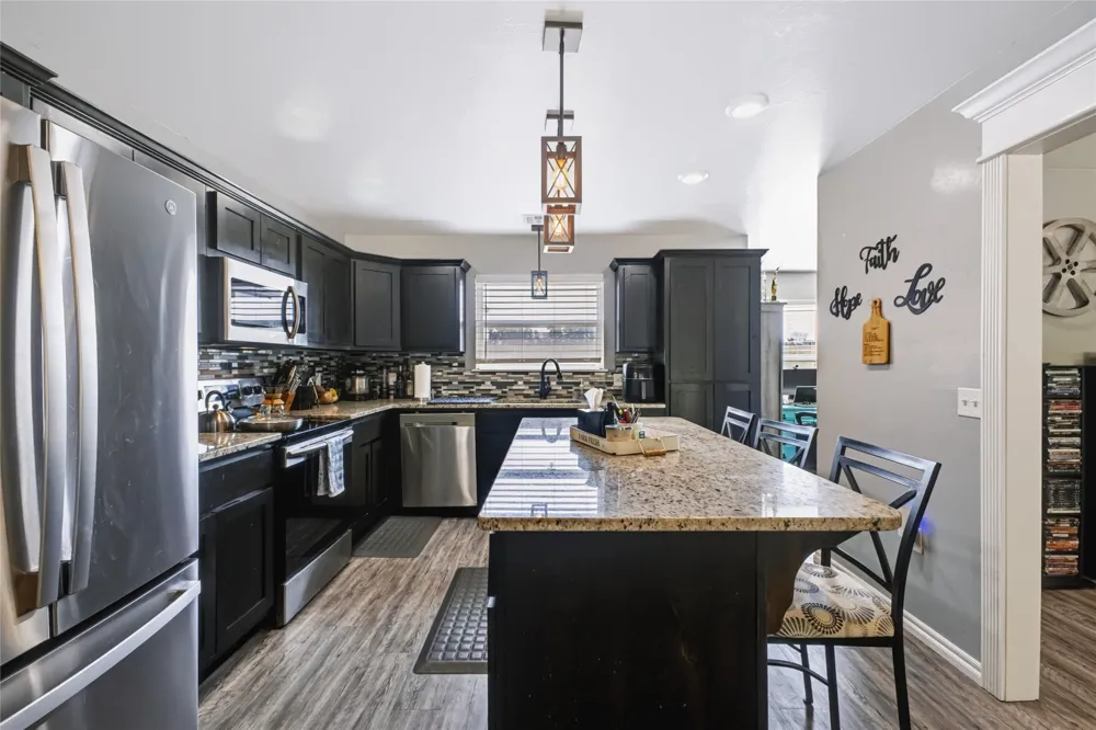 6899 County Road 3430 Ada, OK 74820
