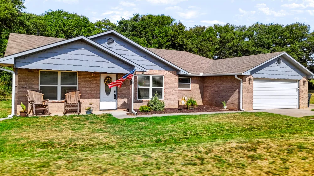 6899 County Road 3430 Ada, OK 74820