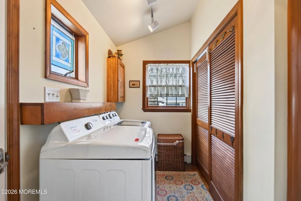 5 E 17th Street Long Beach, NJ 08008