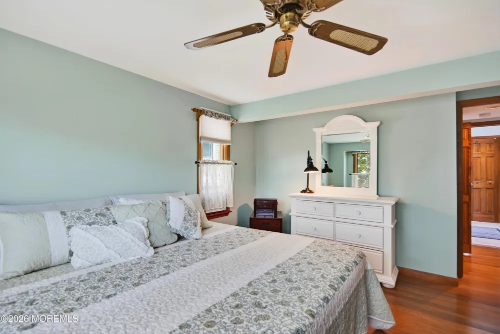 5 E 17th Street Long Beach, NJ 08008