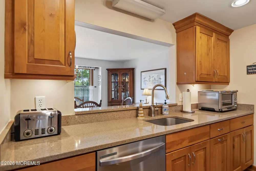 5 E 17th Street Long Beach, NJ 08008