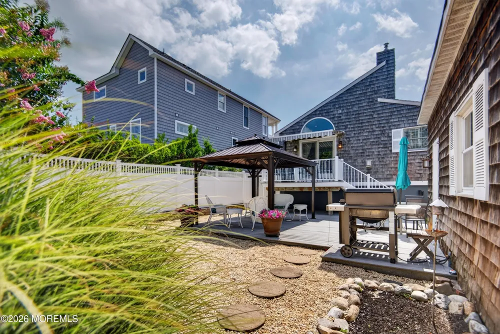 5 E 17th Street Long Beach, NJ 08008