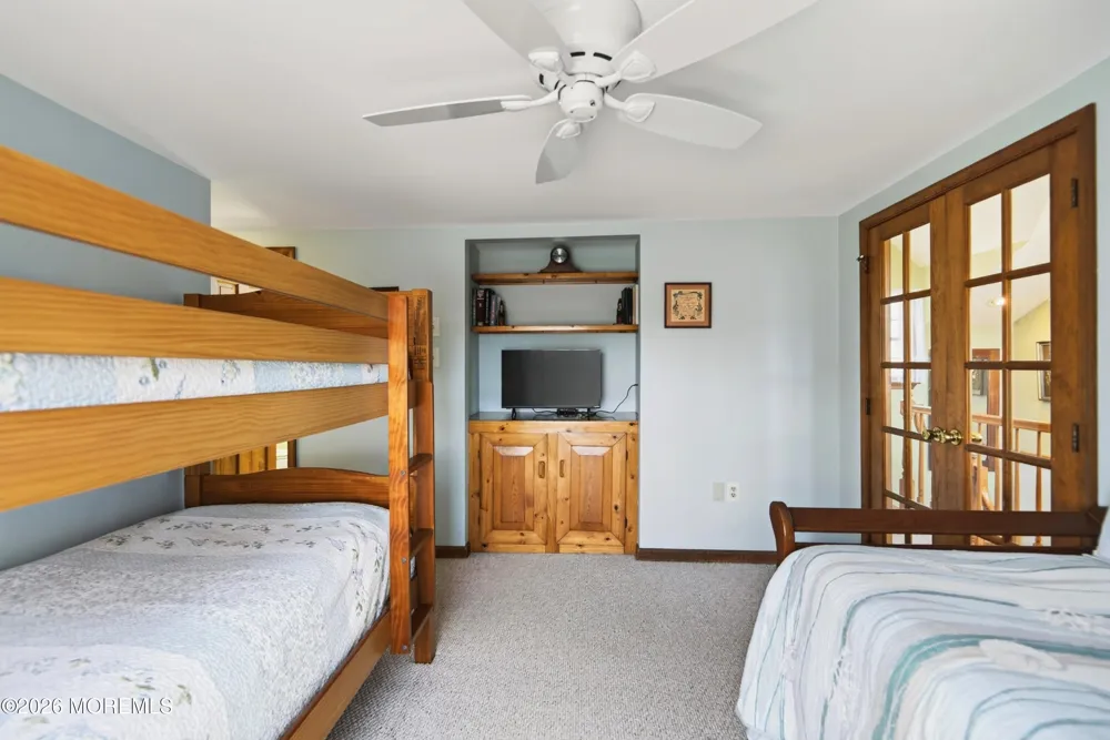 5 E 17th Street Long Beach, NJ 08008