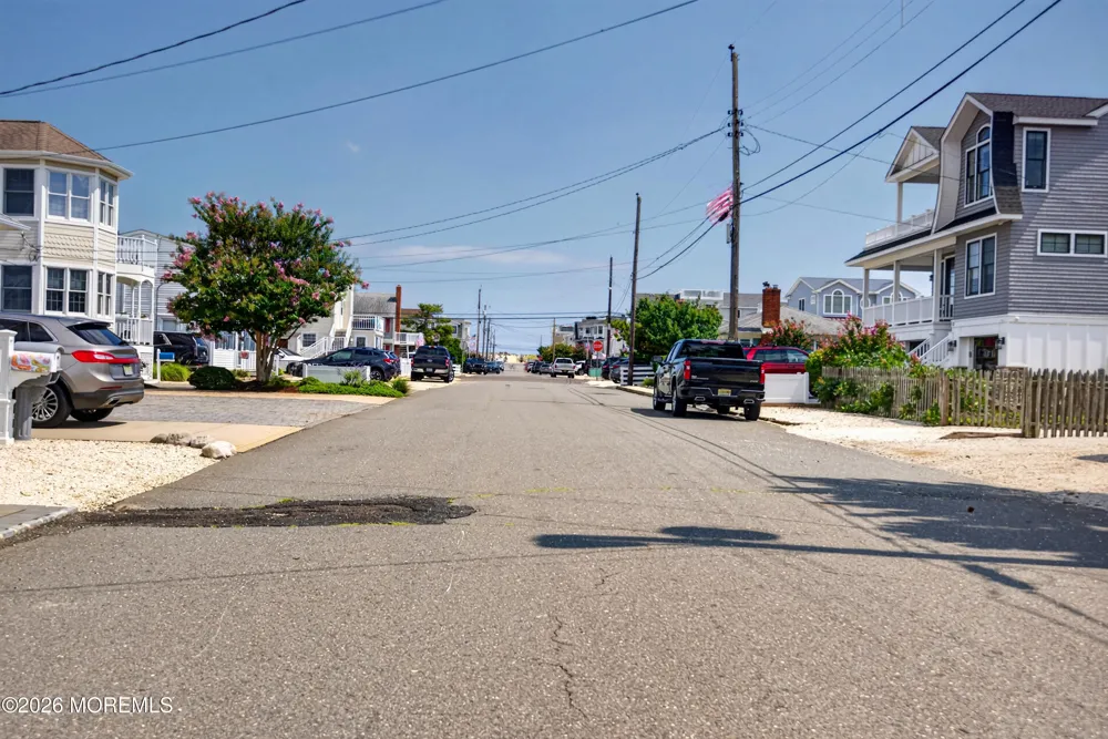 5 E 17th Street Long Beach, NJ 08008
