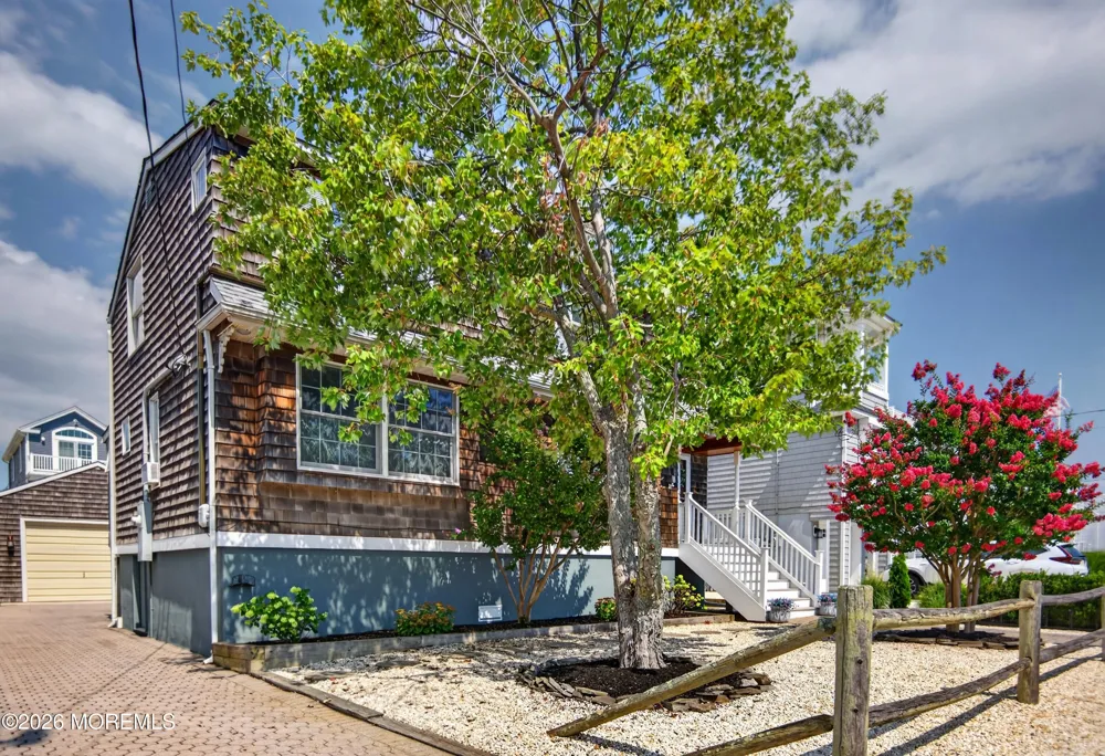 5 E 17th Street Long Beach, NJ 08008